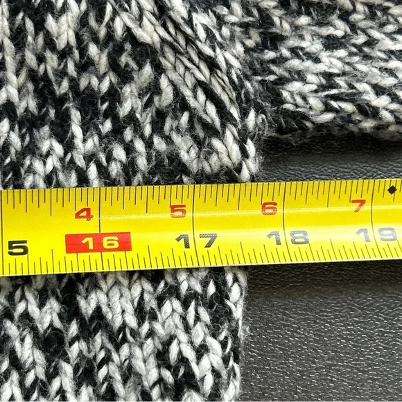 Ann Taylor Loft Women’s Small Cardigan Wool Blend Chunky Cozy Black White - Picture 7 of 12